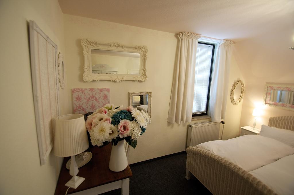 Landhaus Hamm The Unique Boutique Hotel Düsseldorf Chambre photo